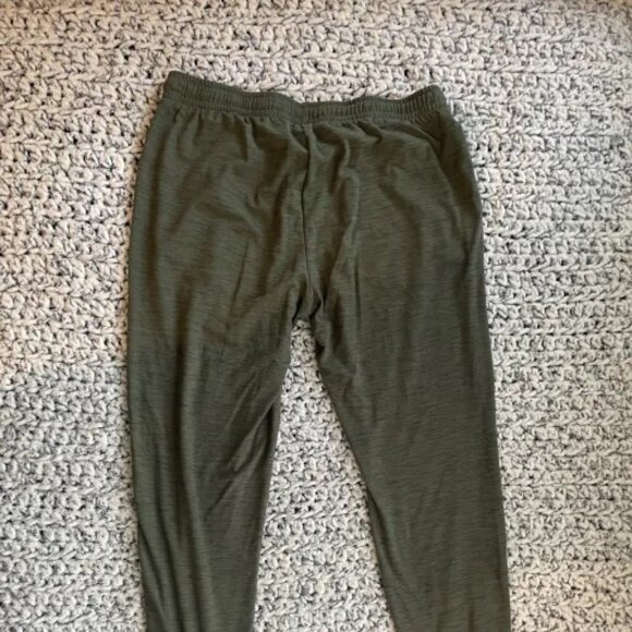 Medium Dark Green Sweatpants with Pockets - Picture 3 of 4